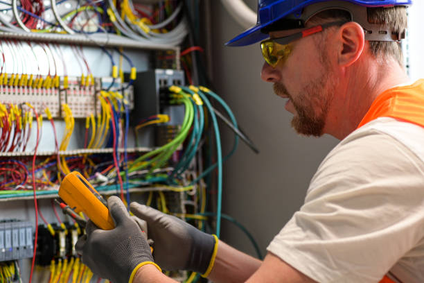 Best Electrical Contractors for Businesses  in Kealakekua, HI